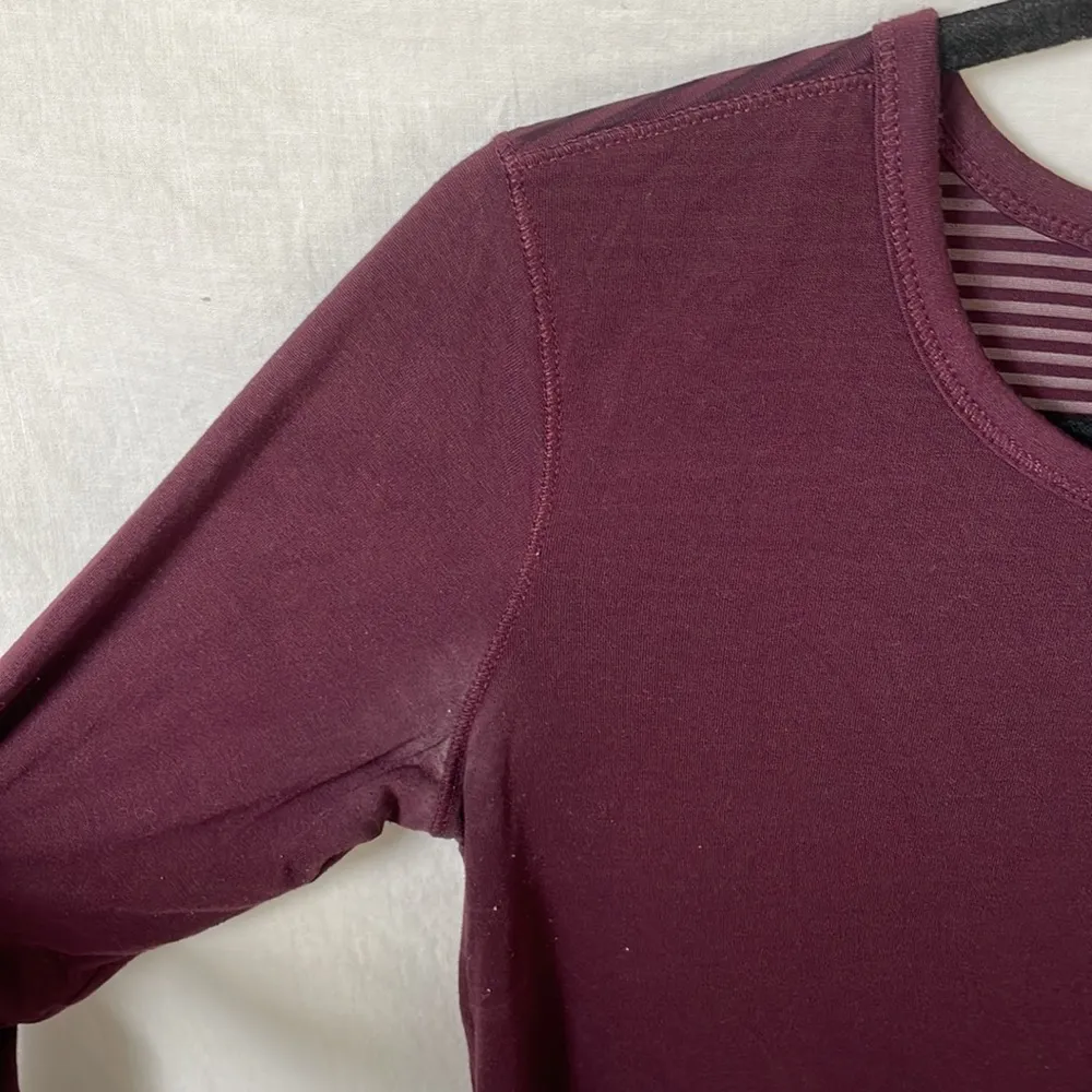 Old Navy Shirt Size S - Image 2