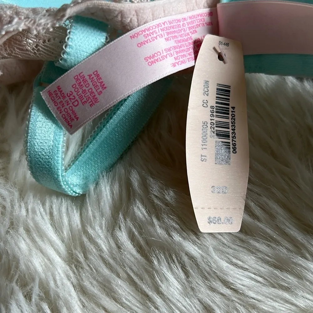 Victoria’s Secret Dream Angels Bra size 32D - Image 7