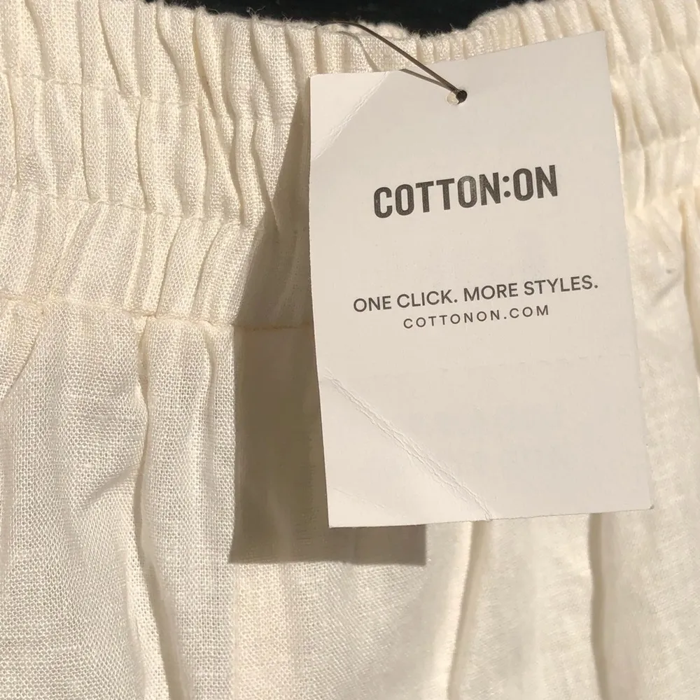 Cotton On NWT  White Linen Blend Shorts w/ Elastic Waist 12 - Image 4