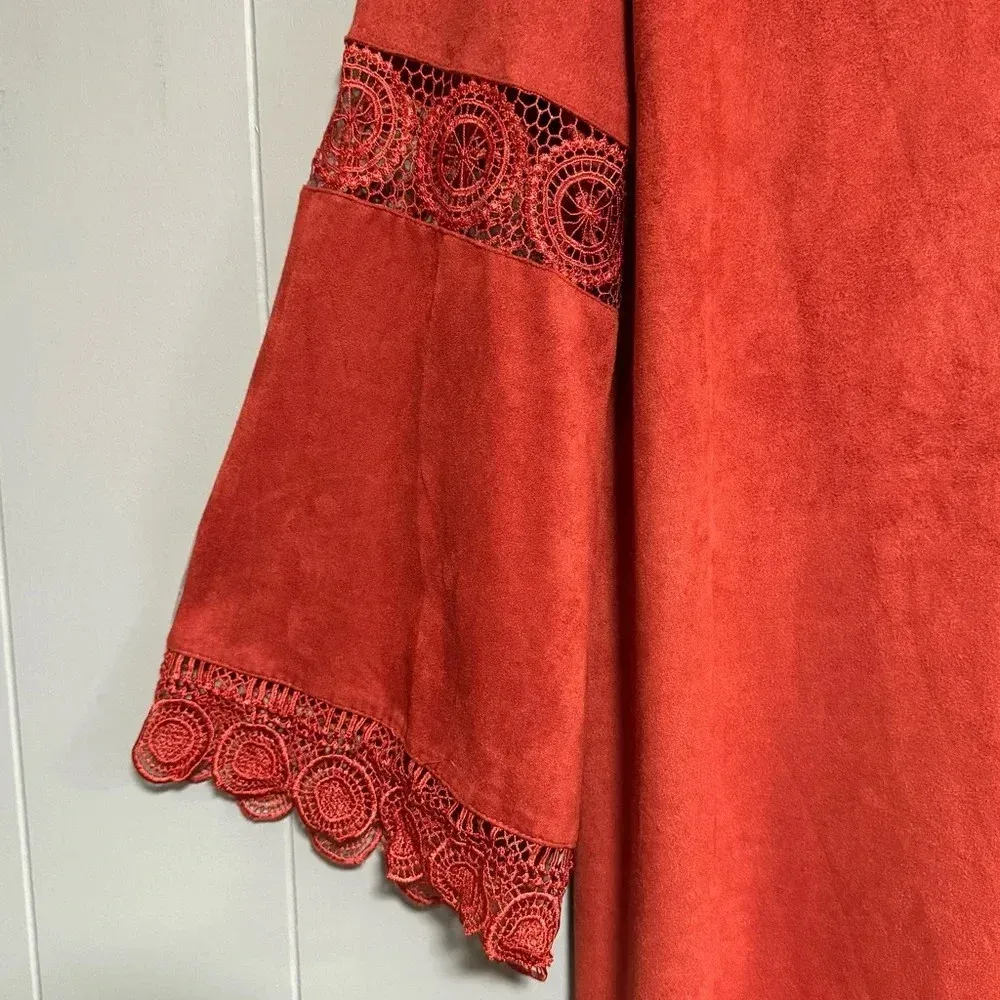 JODIFL Faux Suede Rust Color Mini Dress Lace Insets Keyhole Neckline Size Medium - Image 4