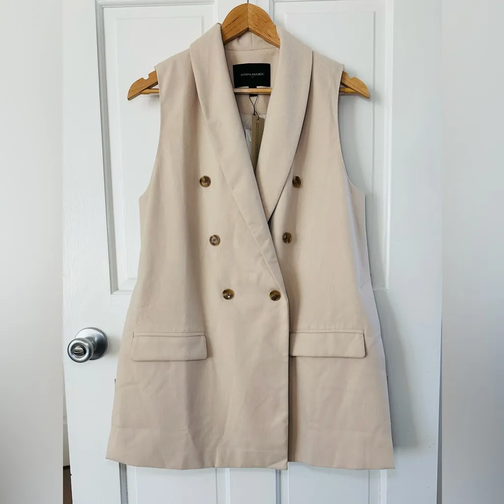 NEW! Banana Republic Tan Beige Double Breasted Sleeveless Blazer Vest Size 6 - Image 4