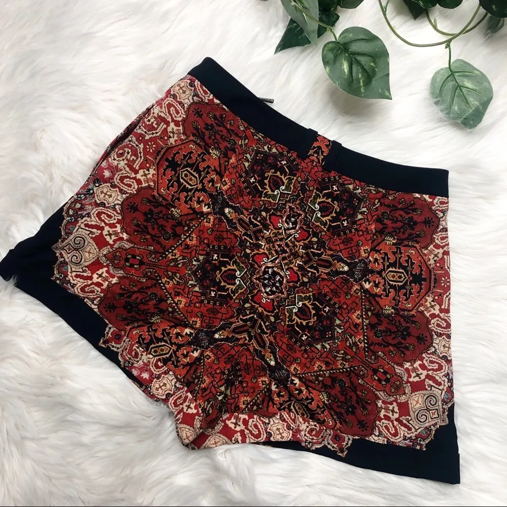 Topshop Printed Shorts 4 - Image 2