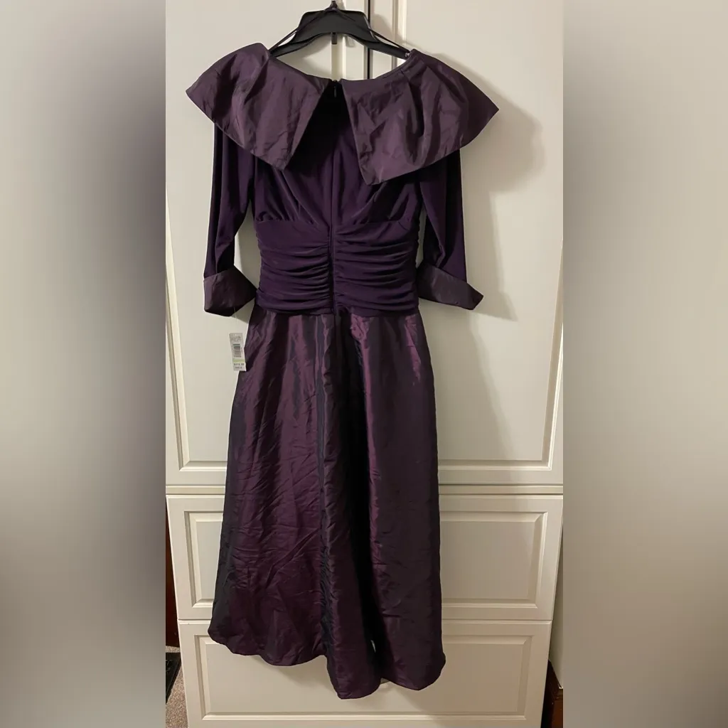 R&M Richards Women's Ruched 3/4 Sleeves Evening Dress Size 8 - Image 8