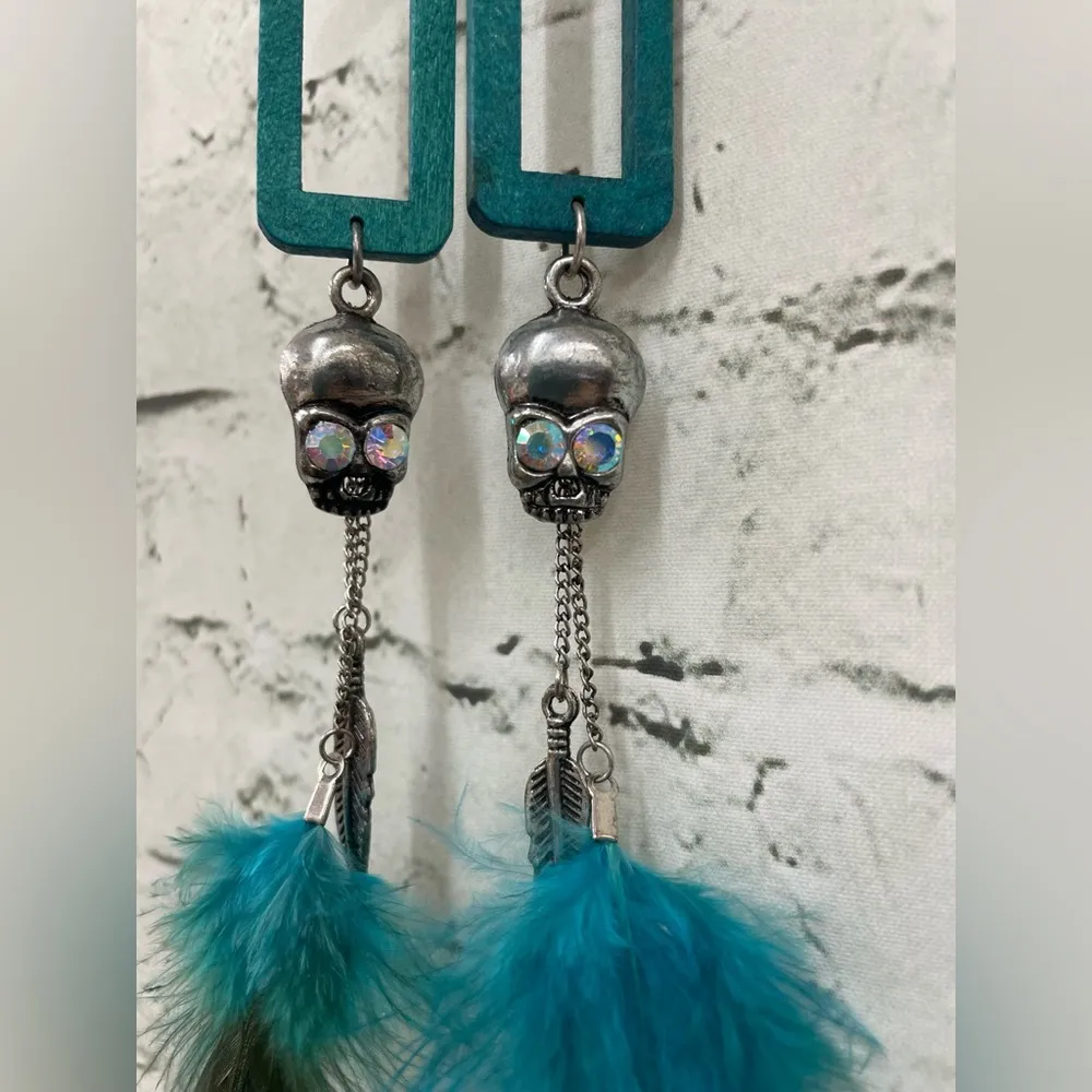 Boho Gypsy skull earrings Blue - Image 3