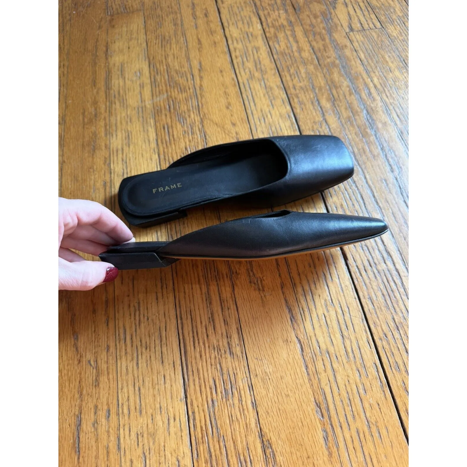 Frame EUC  $348 Black Noir Leather Le Town Mules *Size 35 1/2* - Image 7