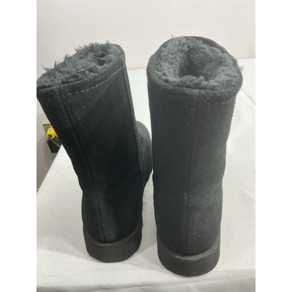 Womans Time & Tru Ankle Boots 7 black Lined Pull On - Image 5