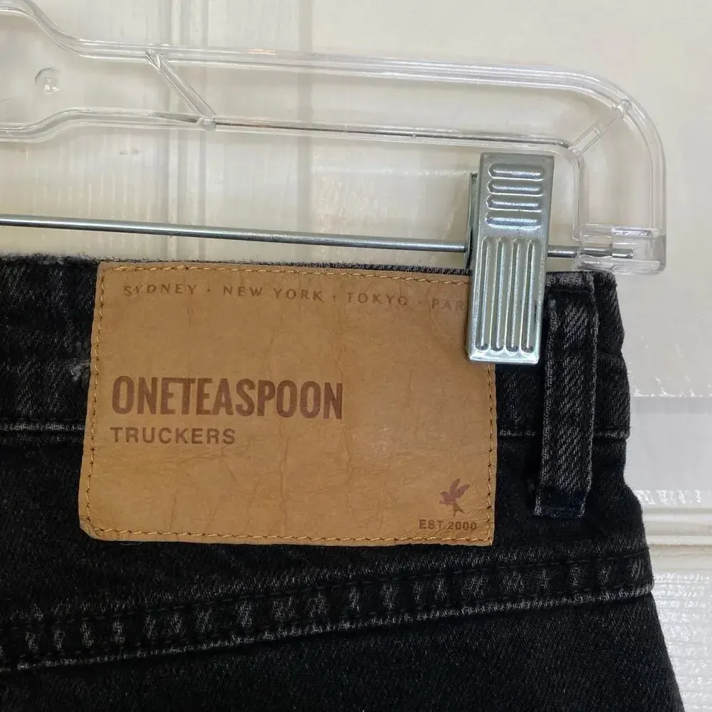 NWOT ONE TEASPOON Trucker Jeans Black Mid Rise Button Fly Size 23 Distressed - Image 8