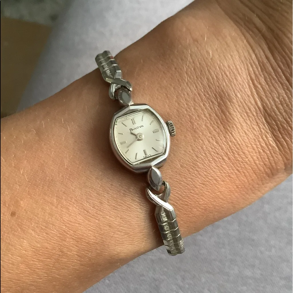 Vintage SWISS made cocktail watch 🌷🌷 - Image 5