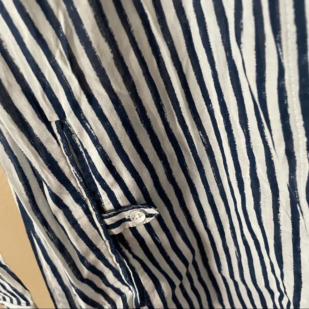 Banana Republic Striped button down Shirt With pockets - Image 22