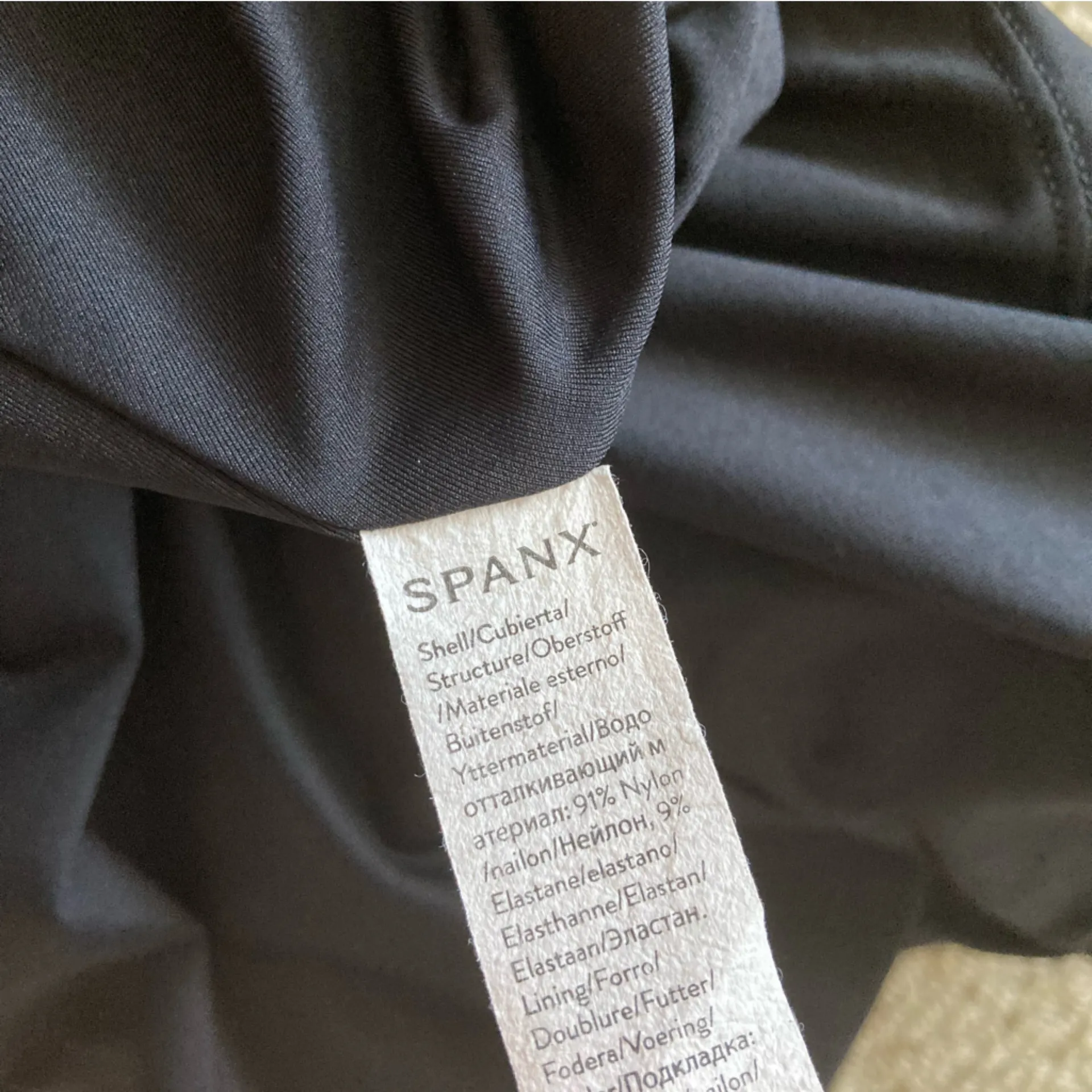 Spanx One Piece Ribbed Swimsuit Black Size Large Full Coverage Like NEW - Image 8