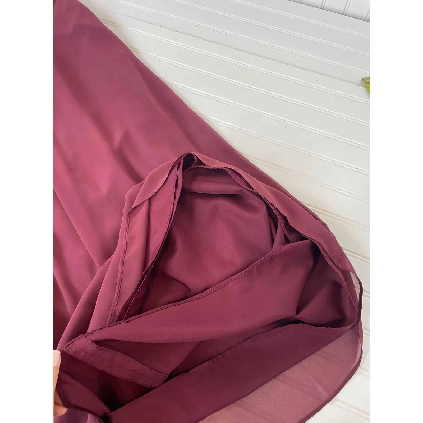 Jasmine B2 Bridal Burgundy V-Neck Pleated Chiffon Maxi Bridesmaid Dress Size 26 - Image 7