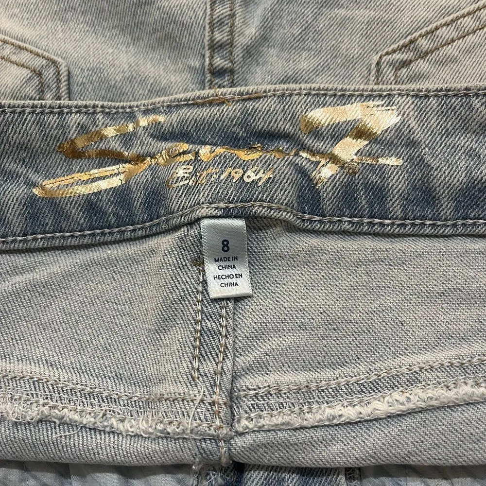 Seven7 weekend slim fit jean size 8 light wash distressed - Image 7