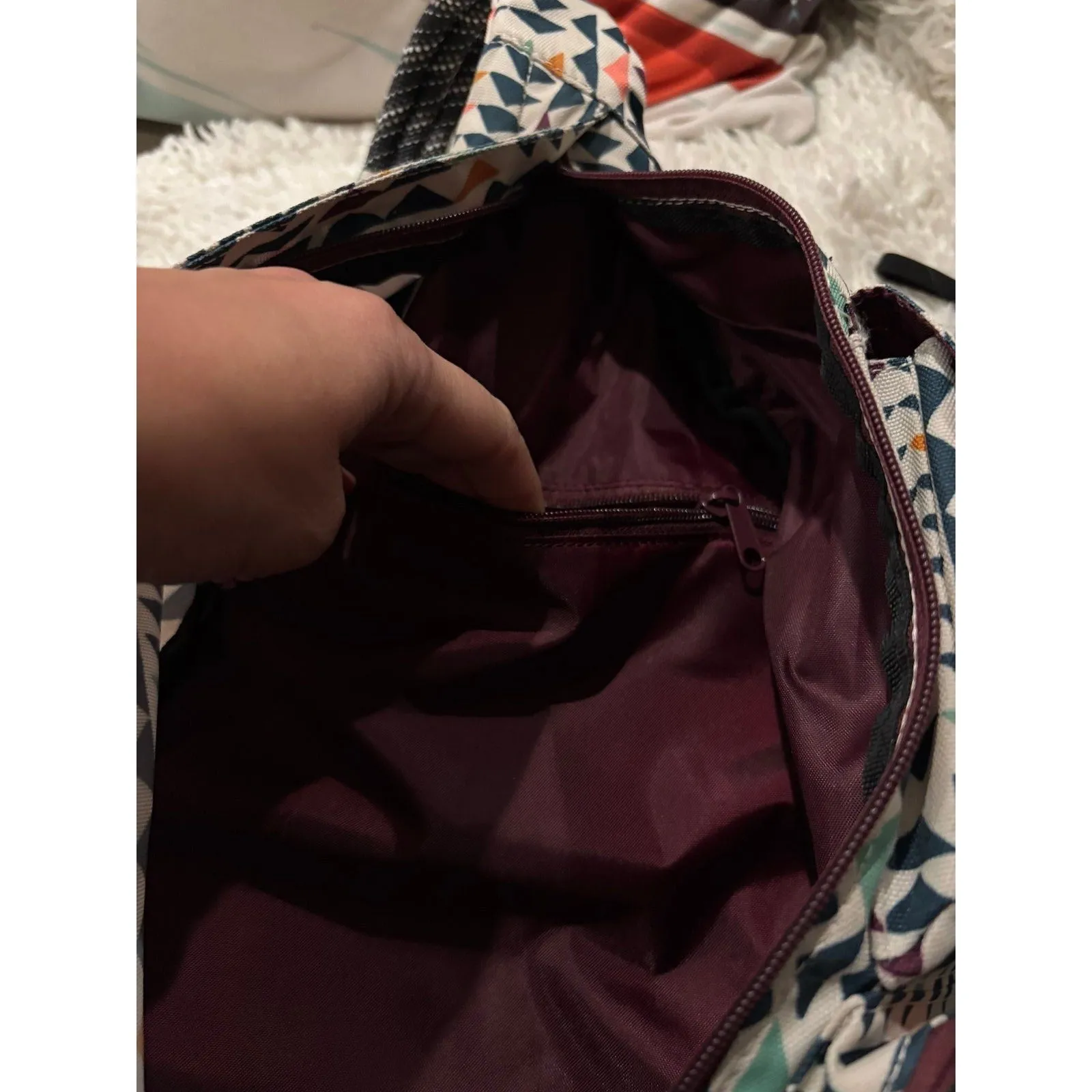 KAVU Sling Bag Backpack w/Adjustable Rope Strap Diamond Print Multiple Pockets - Image 7