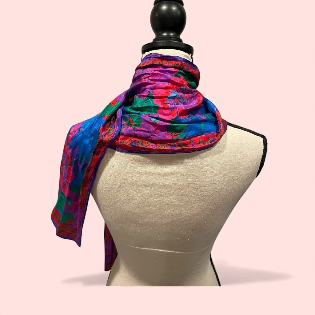 Beautiful vintage 80s-90s silk floral abstract scarf Liz Claiborne 10.5” x 52” - Image 4