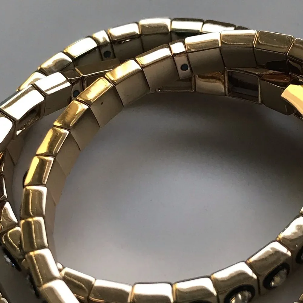 NWOT roxanne assoulin set of three Bracelets Gold - Image 9