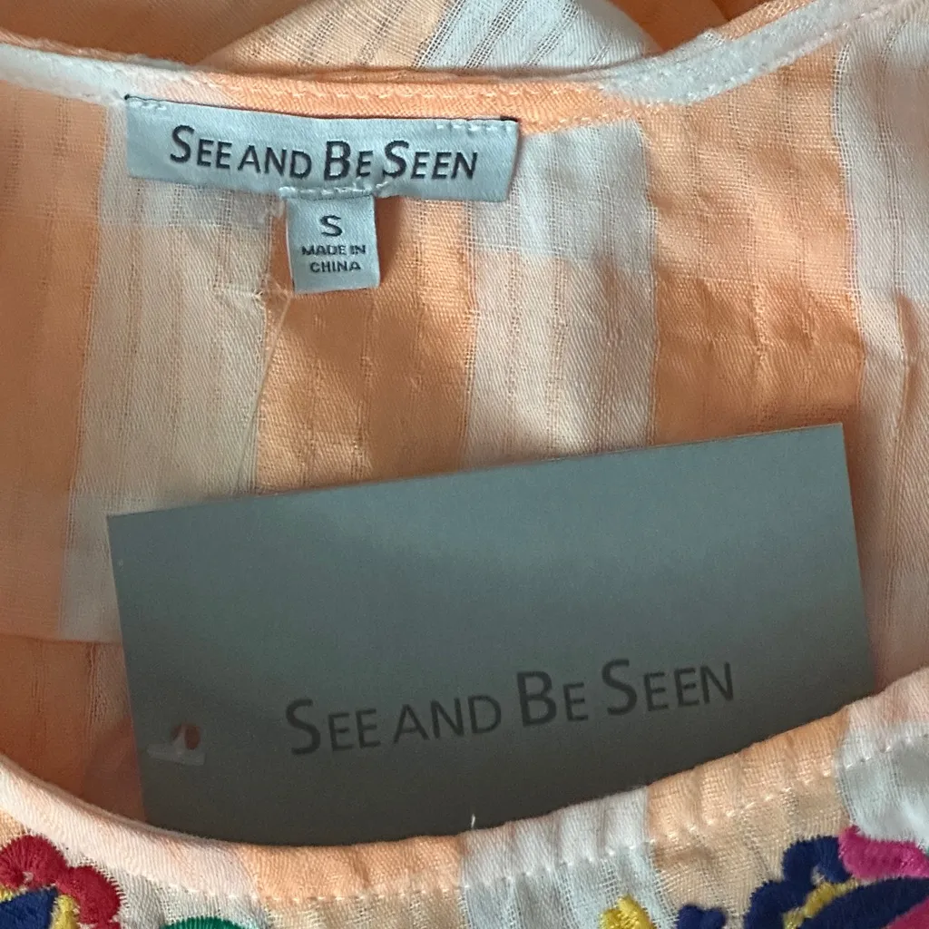 See and Be Seen Colorful Embroidered Orange Gingham Mexican Oaxaca Blouse NWT - Image 7