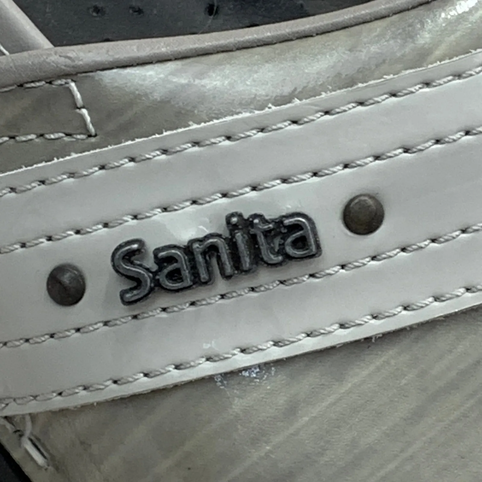 Sanita Gray‎ Patent Leather Clogs Slip Resistant Nurse Shoes Size EU 37 US6.5 Gray - Image 9