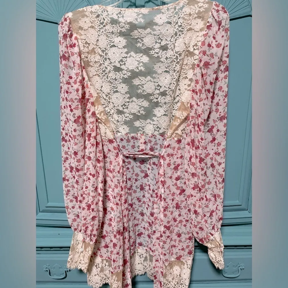 For LOVE & LEMONS FOR VICTORIA’S SECRET: Melrose Robe  💕 - Image 6