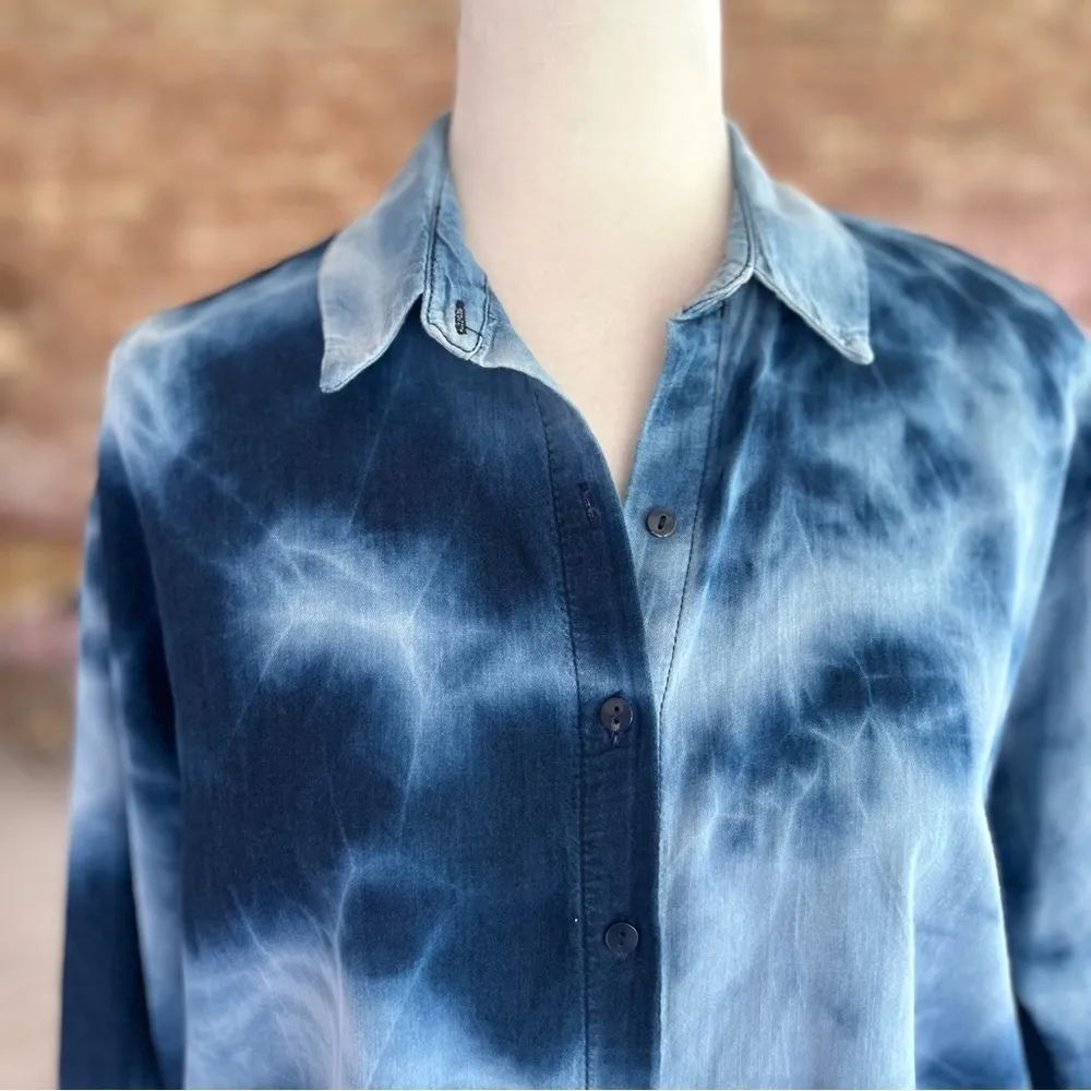 Zara Blue Chambray Tie Dye Raw Hem Shirt Top XS - Image 4