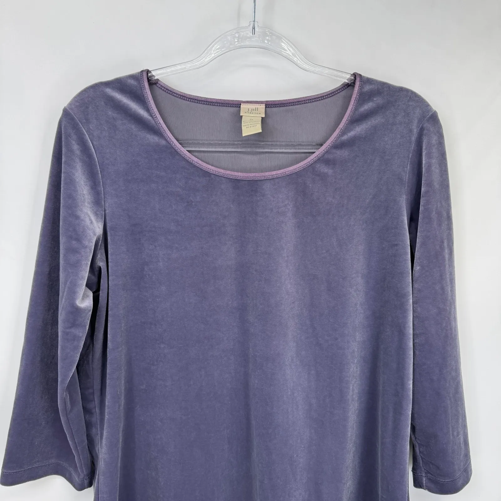 Vintage J. Jill Velour Top Womens Medium 3/4 Sleeve Scoop Neck Lavender Purple - Image 3