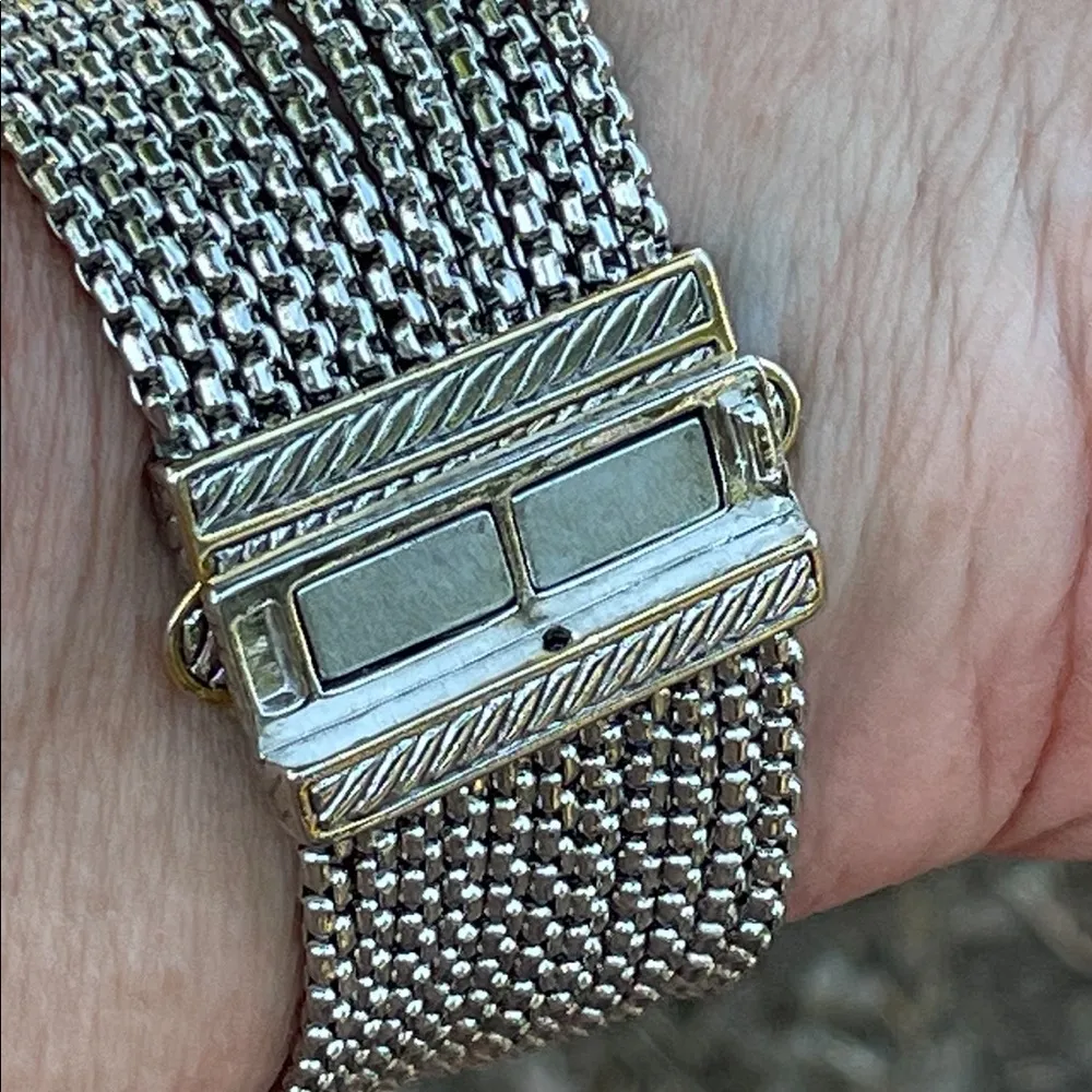 Two Tone Magnetic Rhinestone Bracelet - Image 4