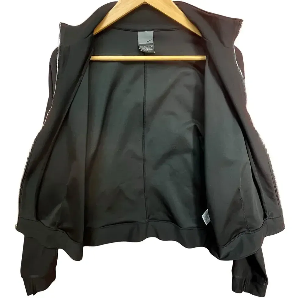Nike Women’s Black Running Athleisure Dry Fit Full Zip Cropped Jacket‎ Large - Image 3