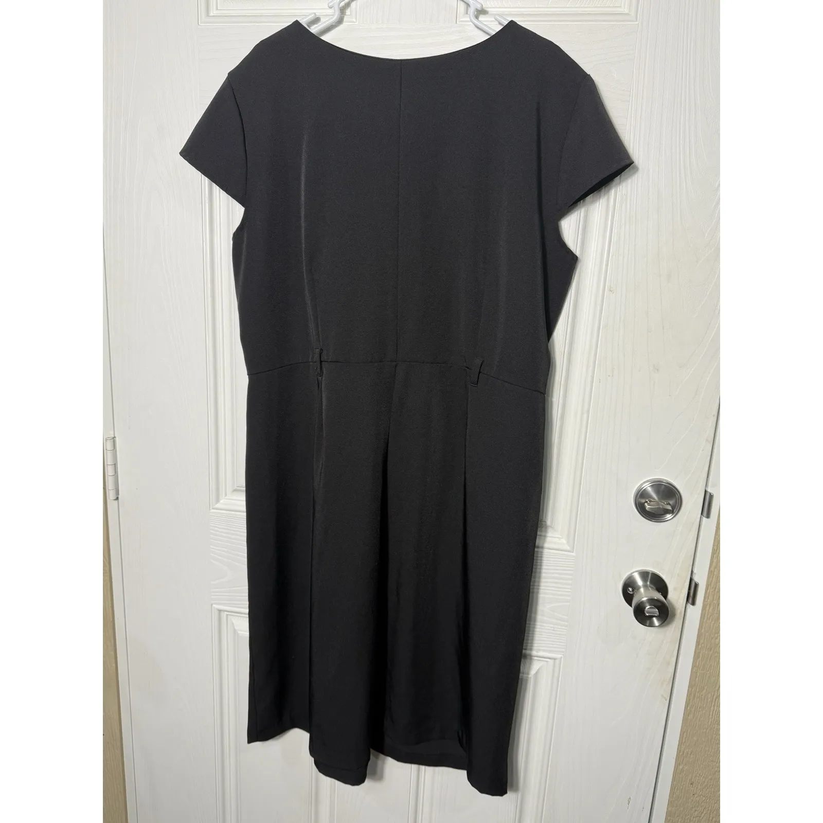 Olivia Matthews Fit Flare Dress Size 20 Black Cap Sleeves Side‎ Zip Pockets - Image 5