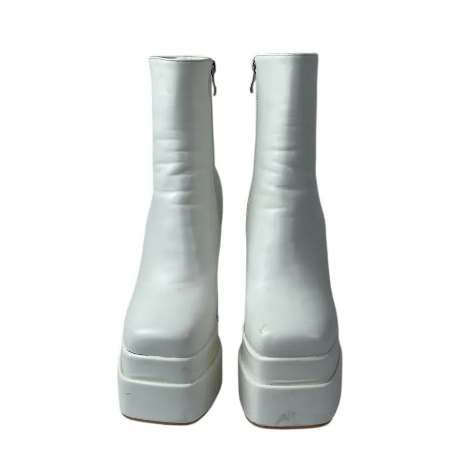 Wet Kiss Sassy White Faux Leather Square Toe Platform Chunky Ankle Boots Size 8 - Image 2