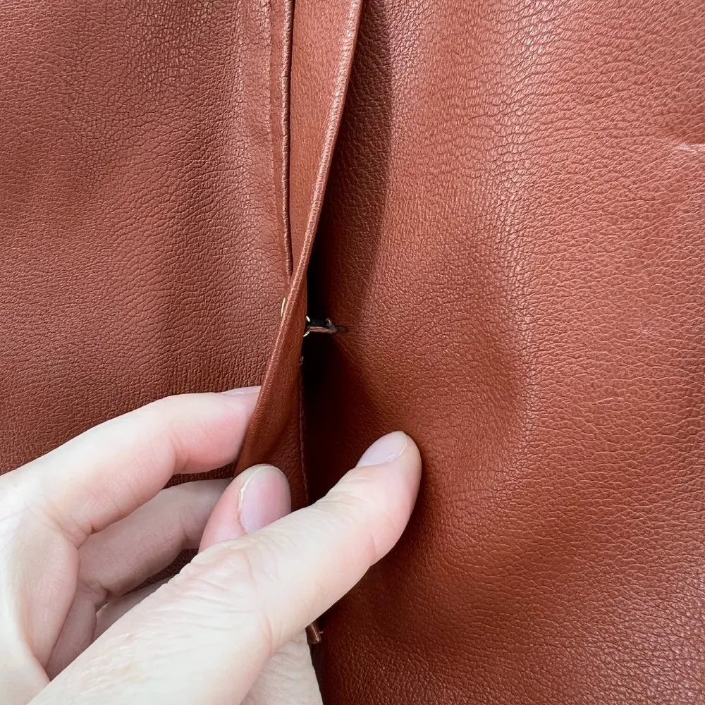 Ann Taylor Loft Women 14 Vegan Leather A-Line Skirt Rust Brown Pockets Faux Gold - Image 3