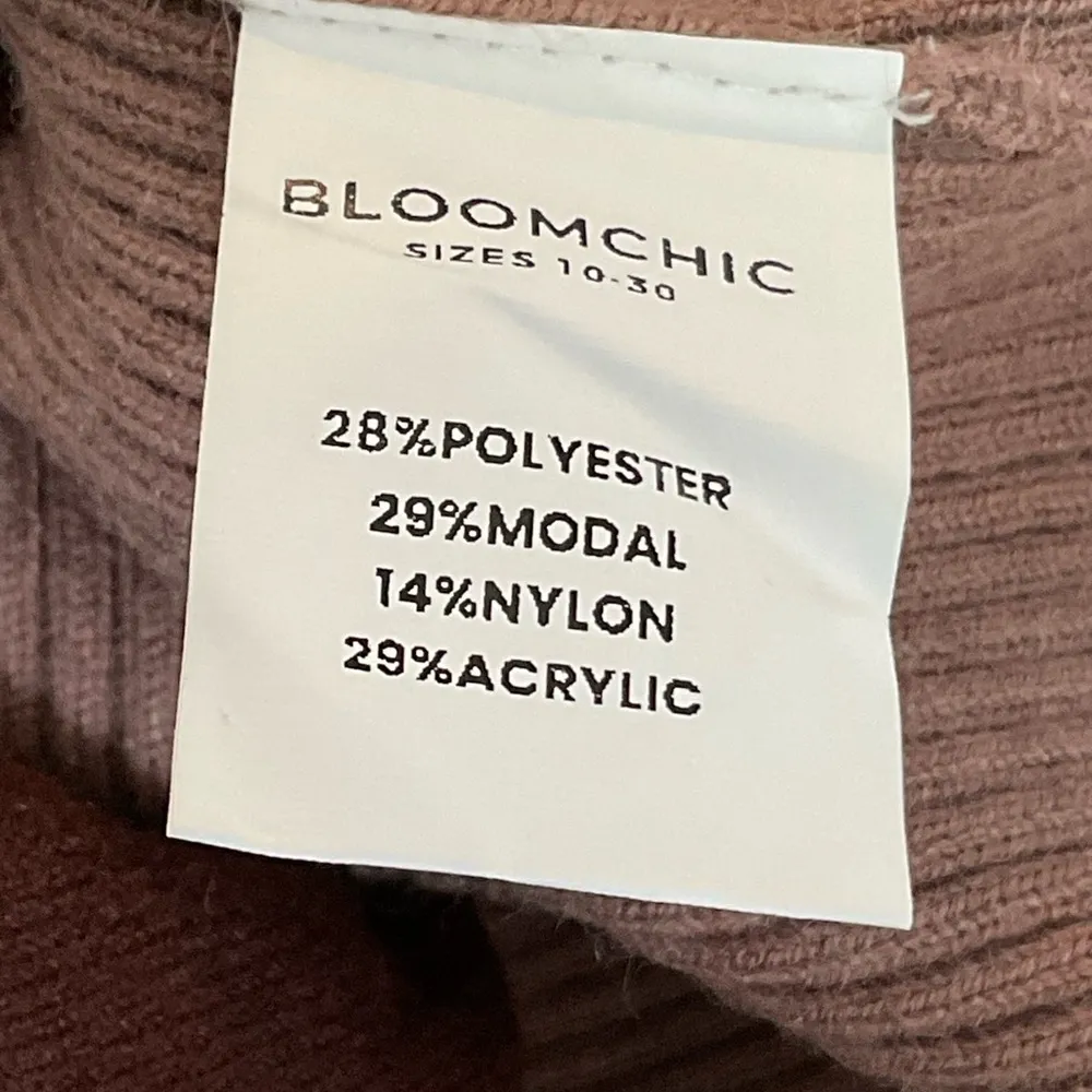 BloomChic Dark Brown and Medium Brown V - Image 6