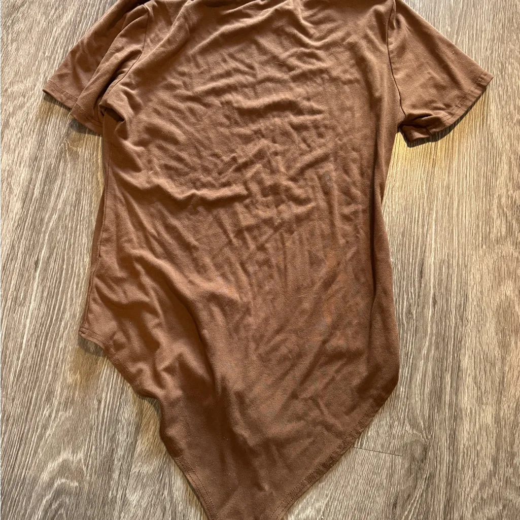Short Sleeve Brown Bodysuit Size XL - Image 3