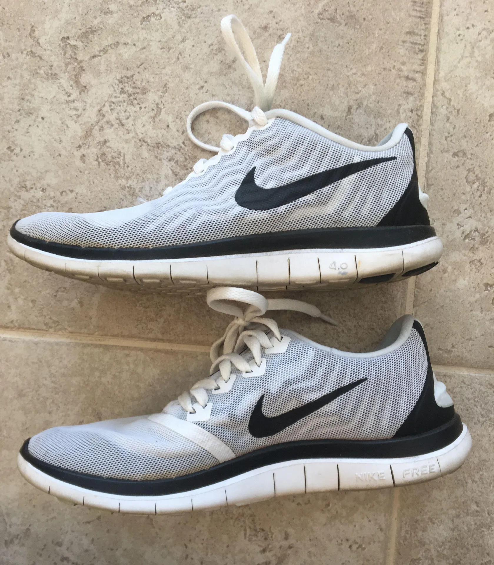 Nike Sneakers - Image 2