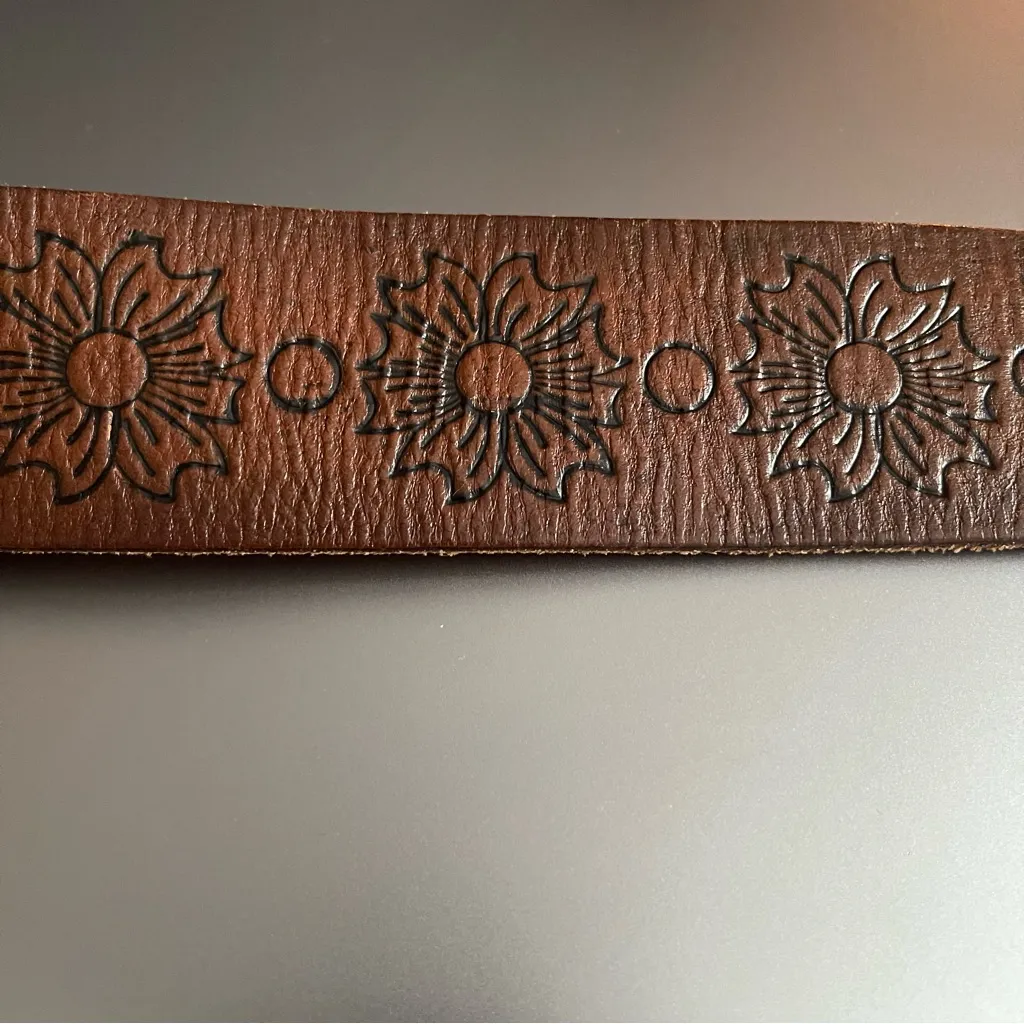 HOLLISTER VTG Tanned-Brown Leather OWL Buckle Belt Medium 40” - Image 7