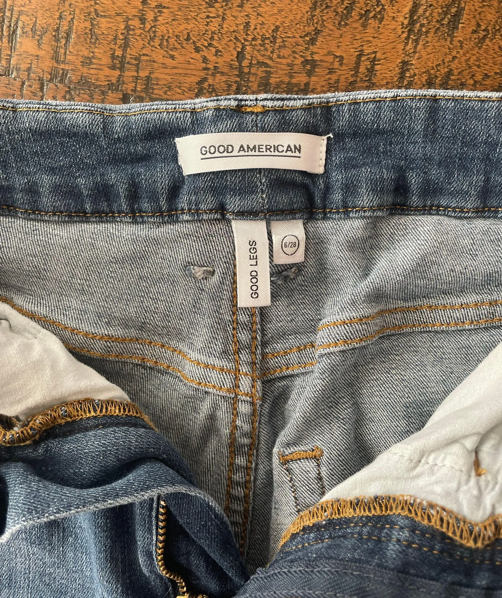 Good American Good Legs Denim - Image 4