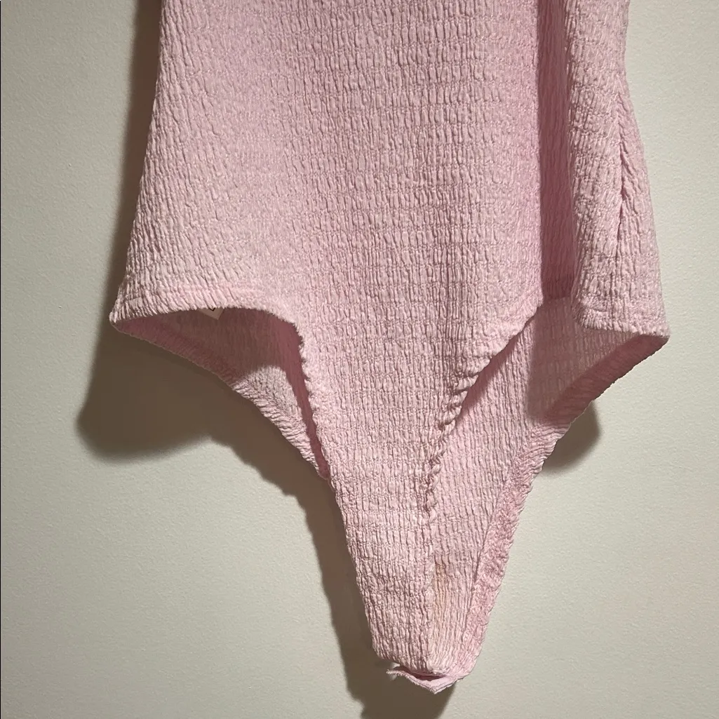 Steve Madden BB Dakota Pink Textured Bodysuit with Ruffle Straps - Image 5