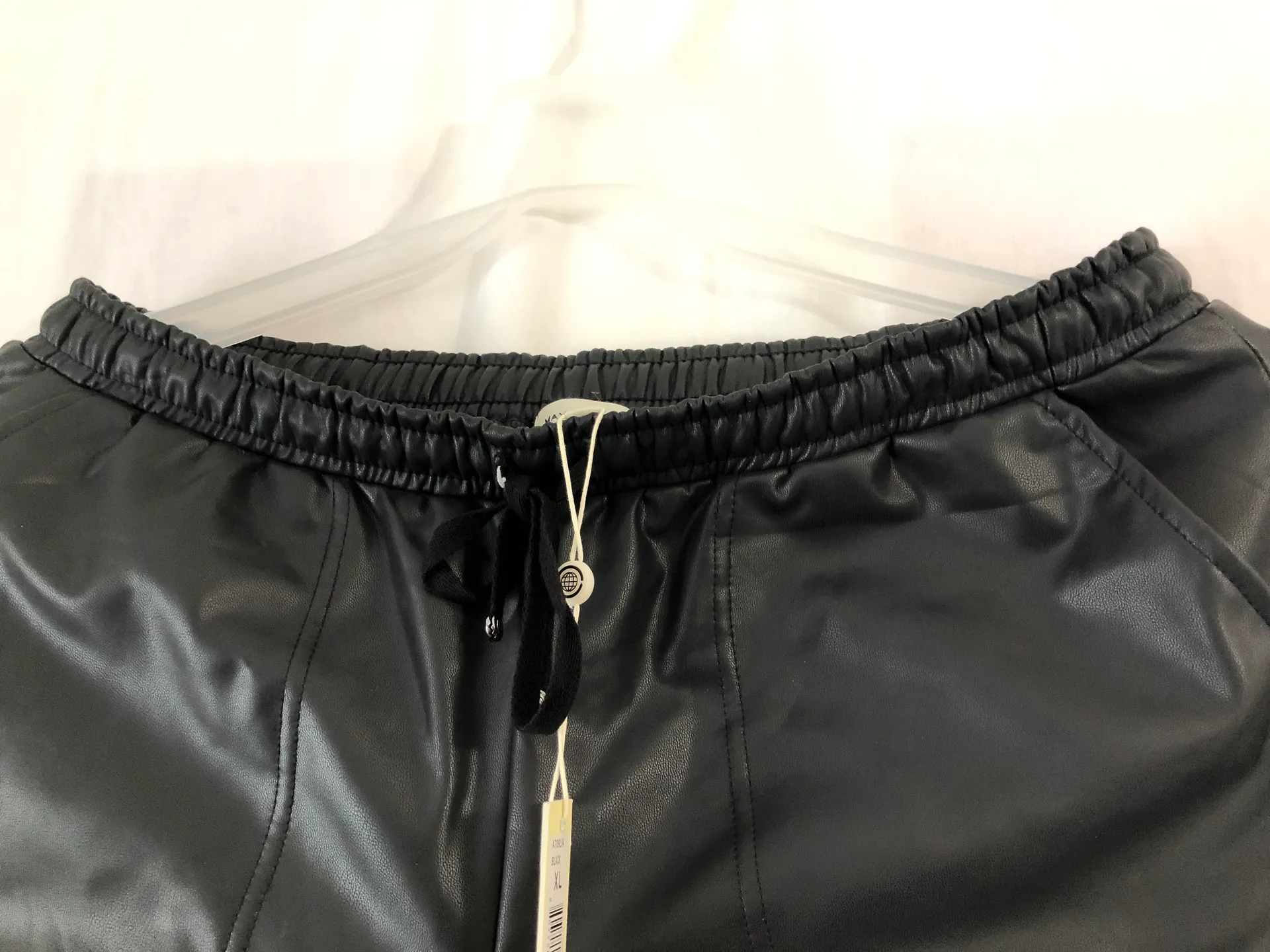 Max Studio  - Image 6