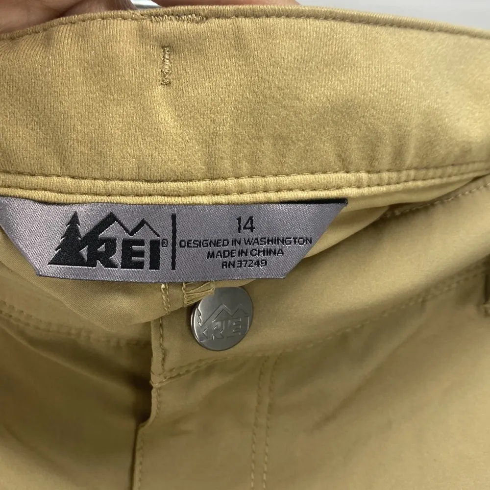 REI khaki bermuda shorts outdoor Gorpcore lightweight hiking camping Size 14 - Image 4