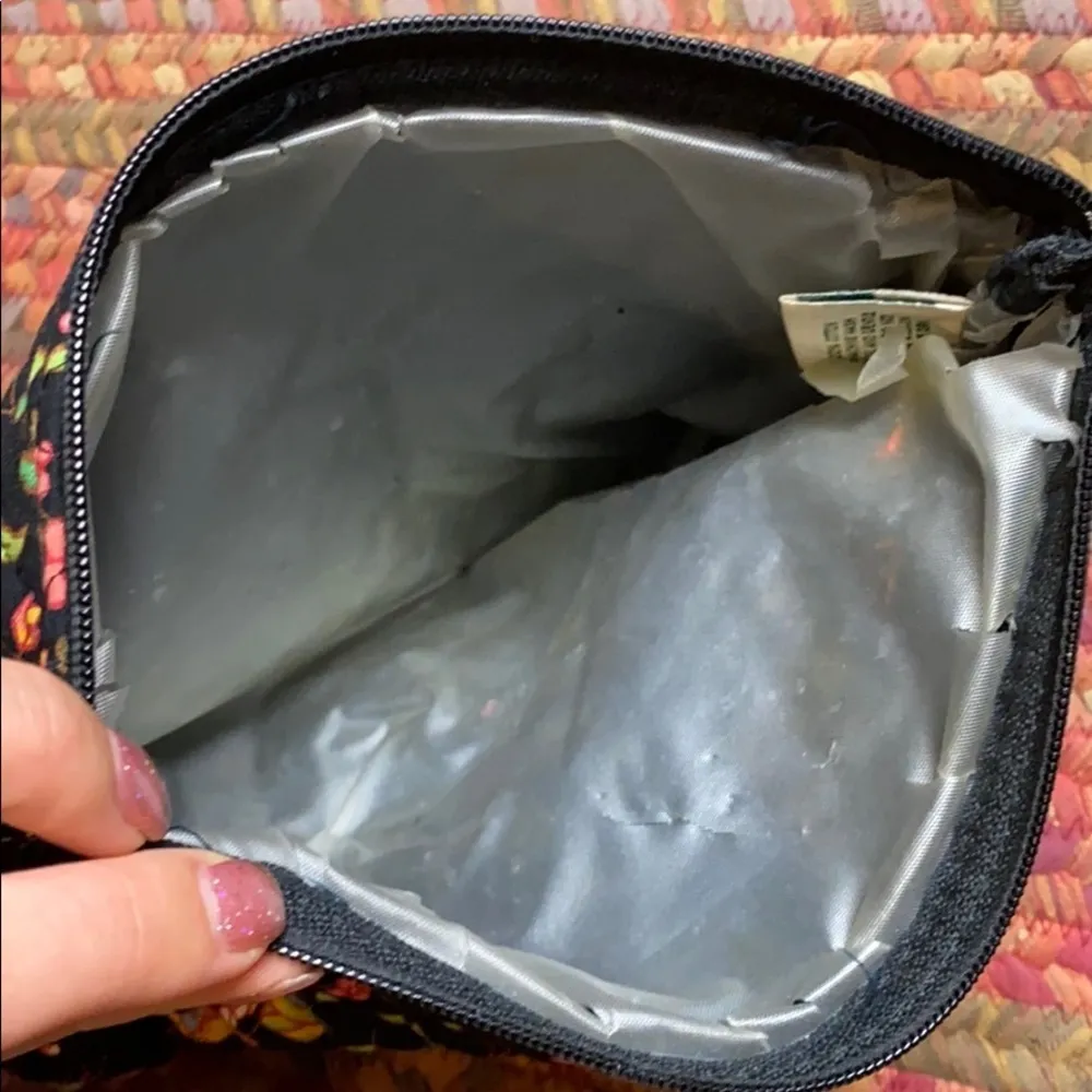 RETRO BLACK FLORAL QUILTED VERA BRADLEY ZIPPER POUCH MAKE UP KEEP ALL BAG - Image 3