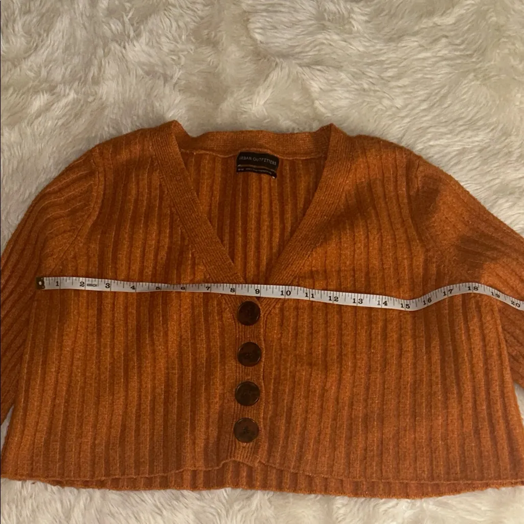 Urban Outfitters Cropped Cardigan - Image 6