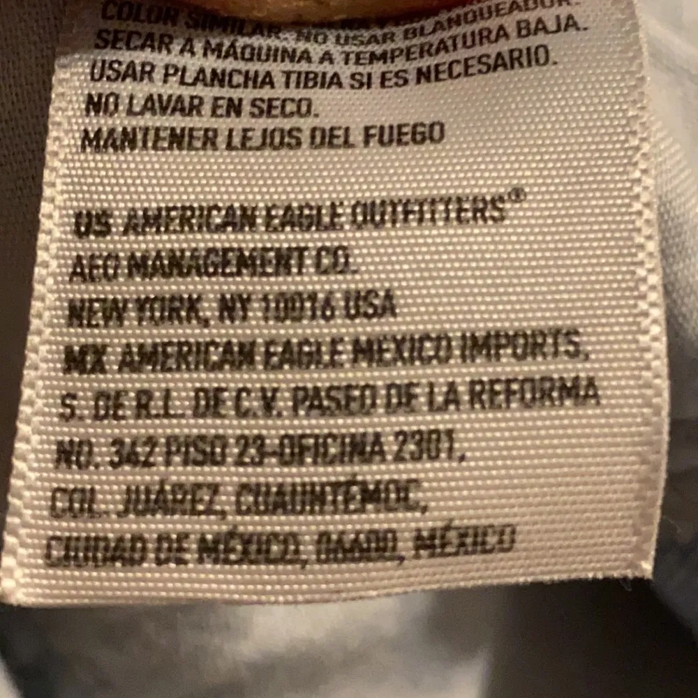 AEO Mom Short Button Fly Paperbag‎ Waist Denim Shorts Blue Light Wash 8 - Image 13