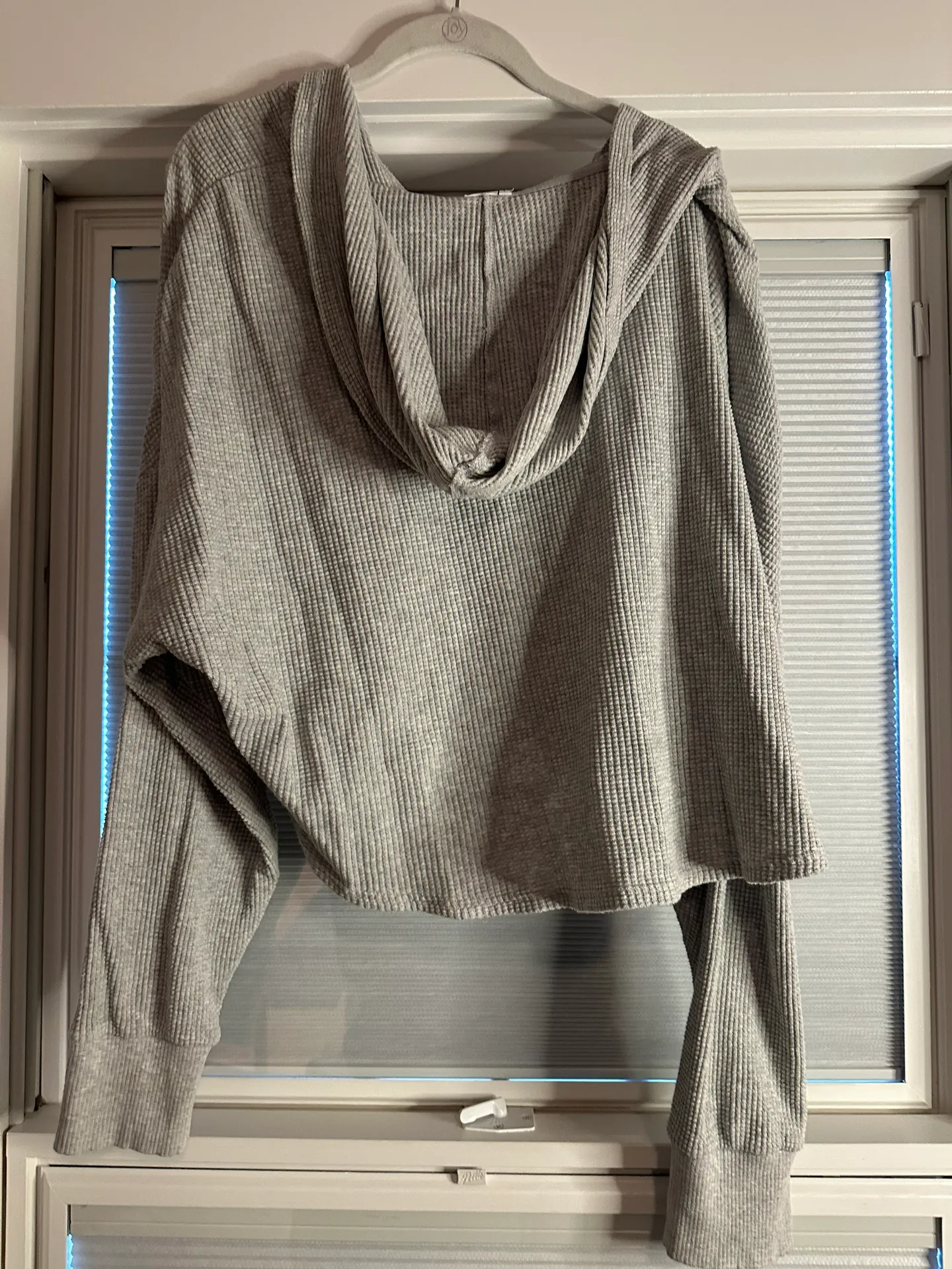 Cropped Hoodie - Image 2