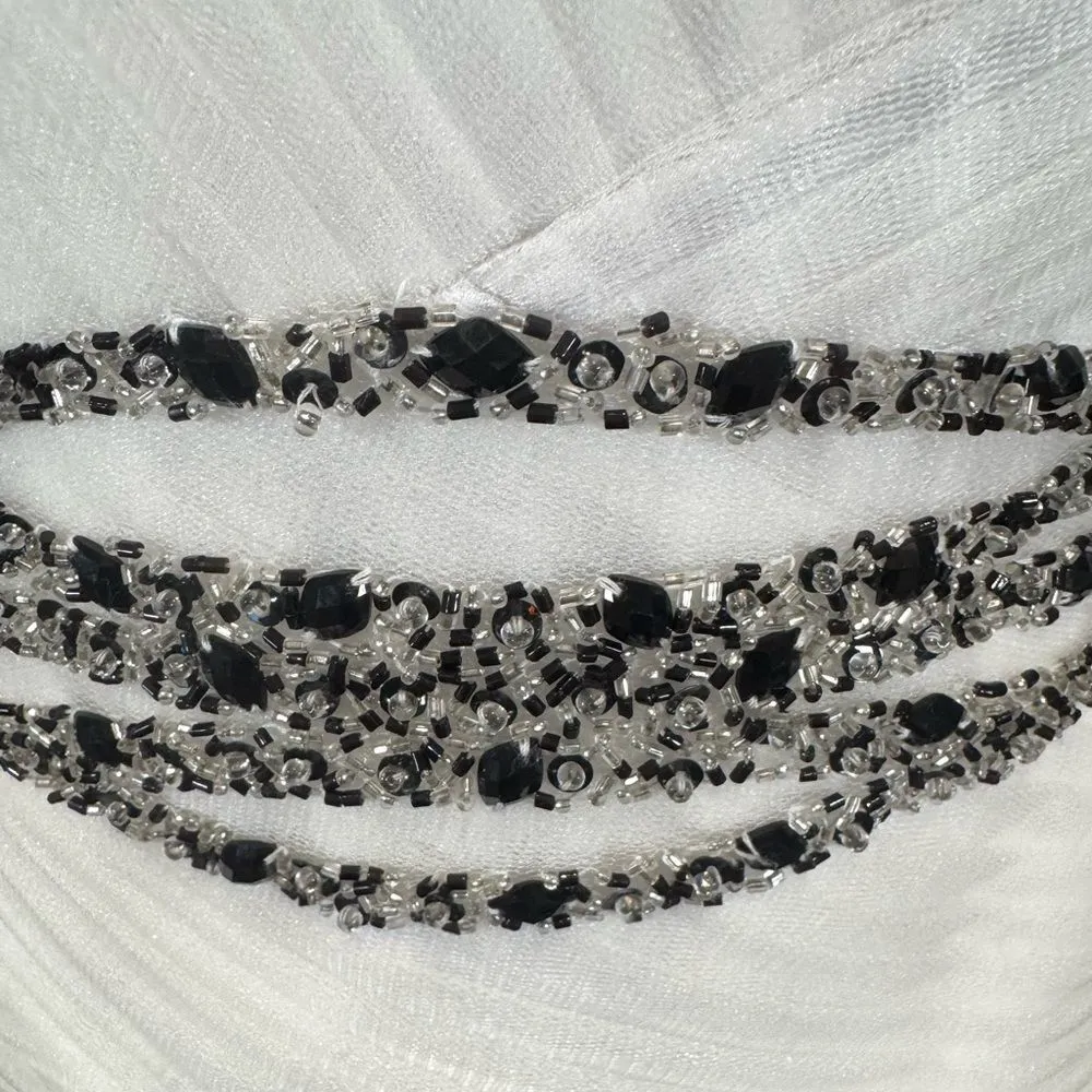 Jovani stunning black & white strapless tulle princess ball wedding gown size 8 - Image 4