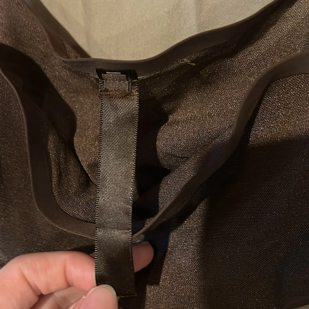 Skims Sheer Sculpt Bandeau bra - Image 3