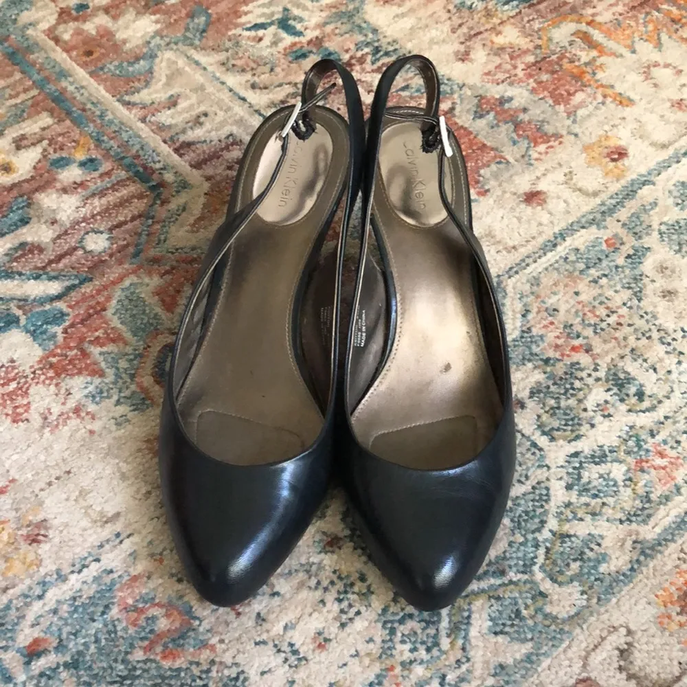 Calvin Klein Ashton Navy Leather Slingback Pumps Heels Size 8.5 - Image 6