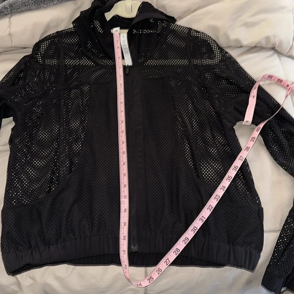 Lululemon mesh on mesh jacket -size 8 - Image 6