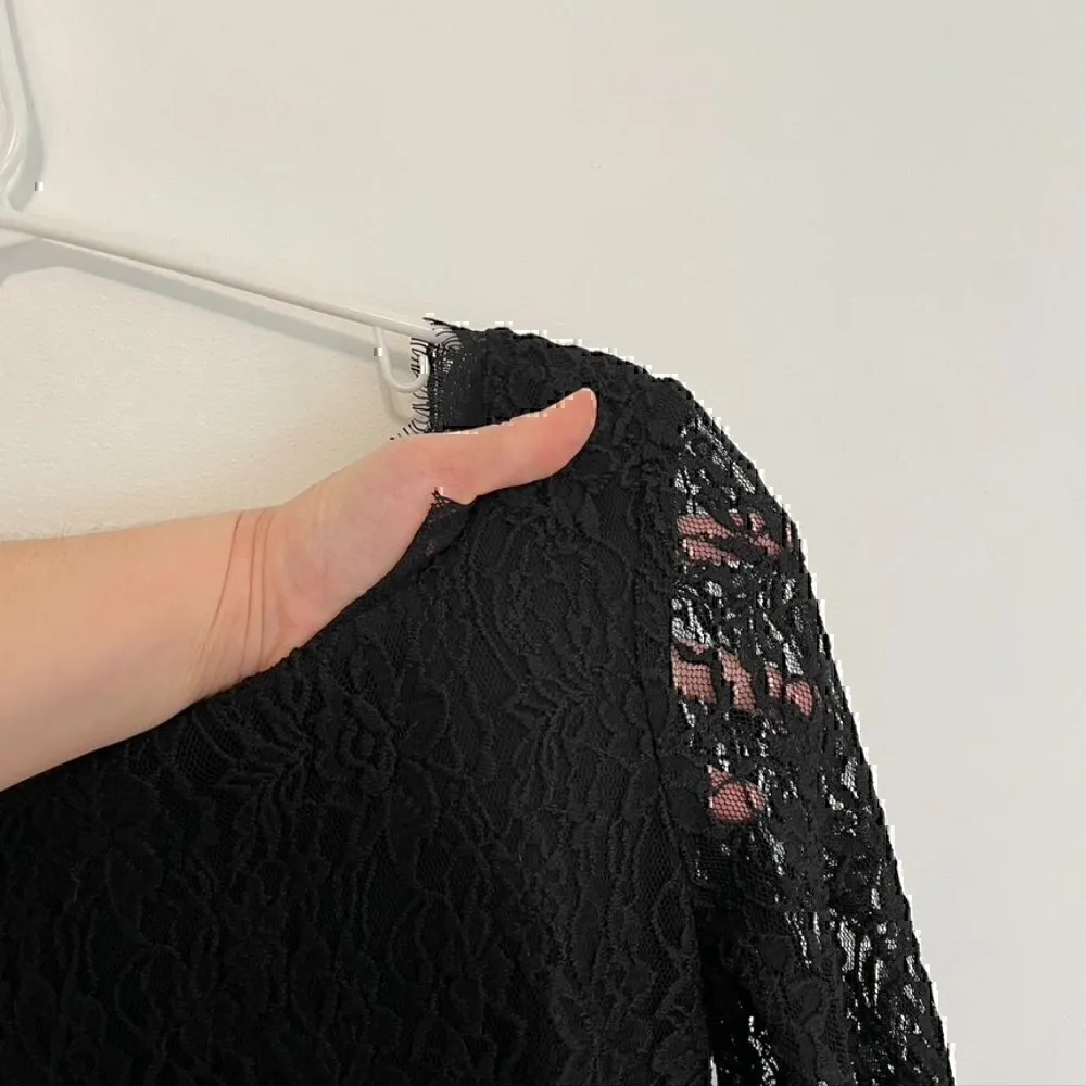 ADRIANNA PAPELL Black Lace Square Neck / V V-Neck Back 3/4 Sleeve Sheath Dress 4 - Image 6