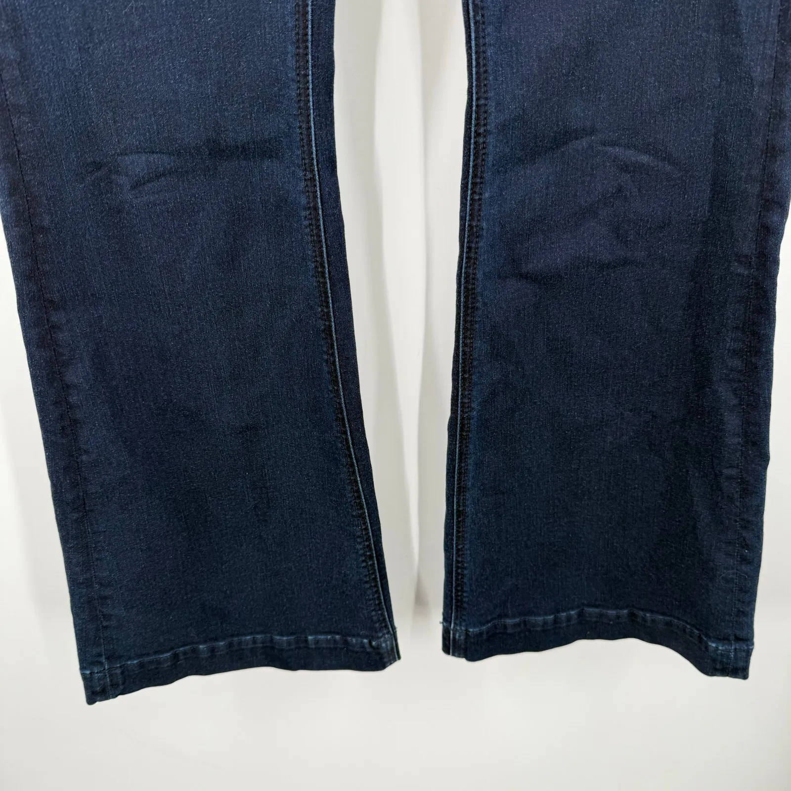 VIGOSS Denim Jeans SZ 26 Marley Mid Rise Flare Trouser NWT Cotton Stretch Indigo - Image 14