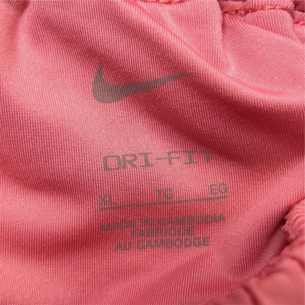 Nike Women's One Dri-FIT High-Rise 3" Shorts Pink Size XL - Image 5