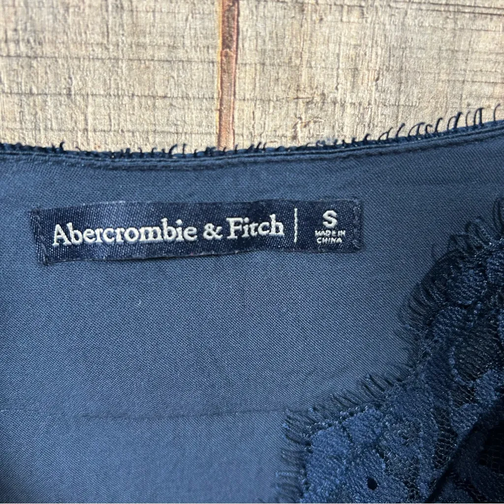 Abercrombie & Fitch Navy Floral Lace Slip Dress Satin Look Mini Coquette Small - Image 3