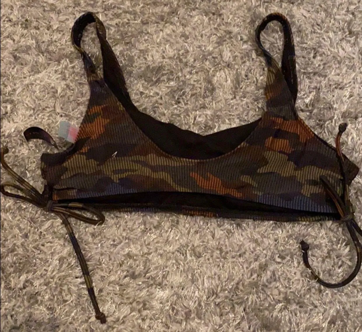 Camo Bikini Top. Size XL - Image 2